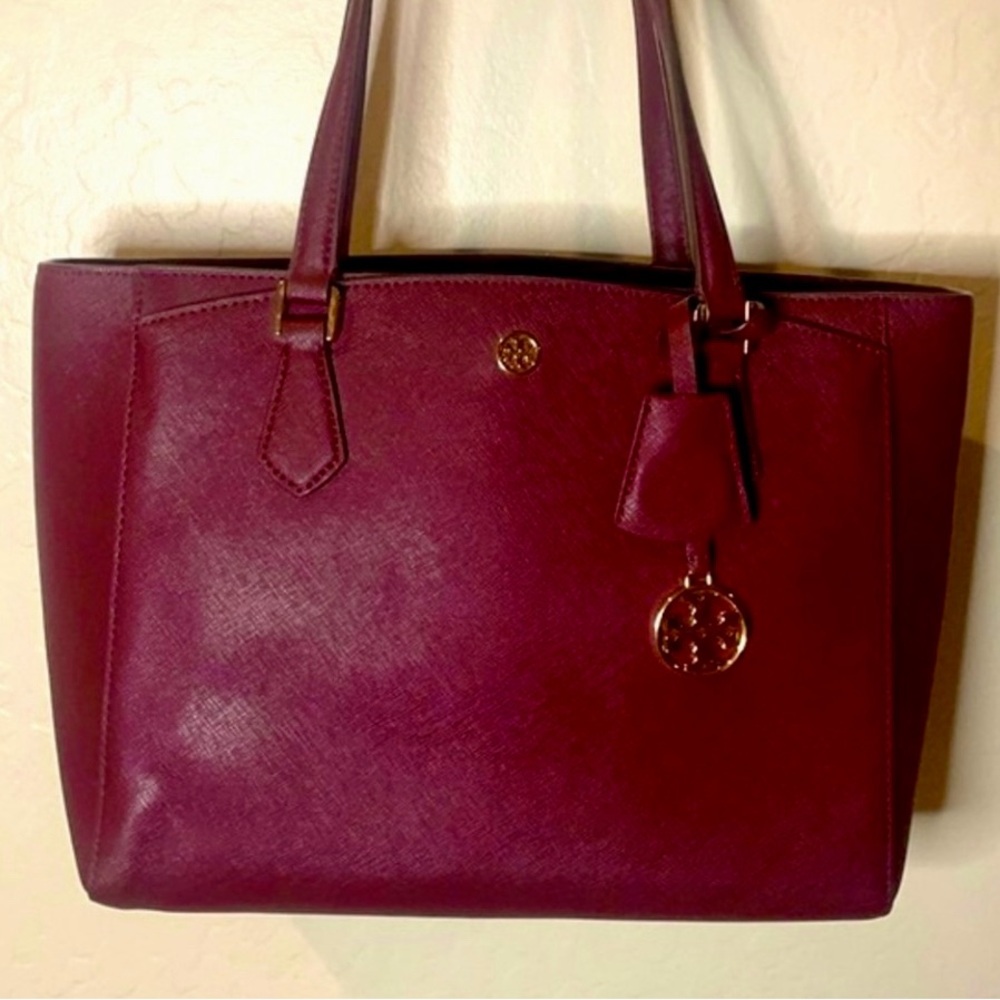 Tory Burch EUC Burgundy Robinson Small Leather Tote